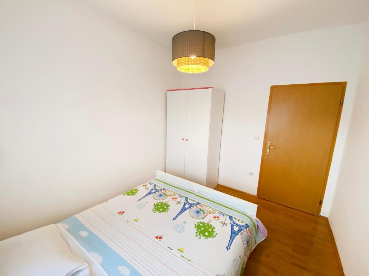 Apartment Arka Vinisce Exterior foto